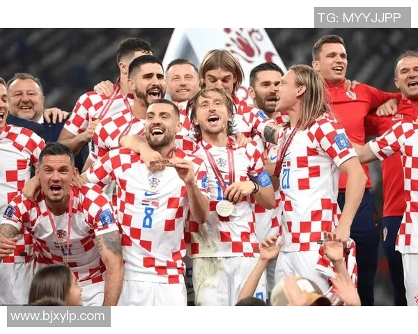 捷克与乌克兰足球比赛最新比分分析及精彩瞬间回顾