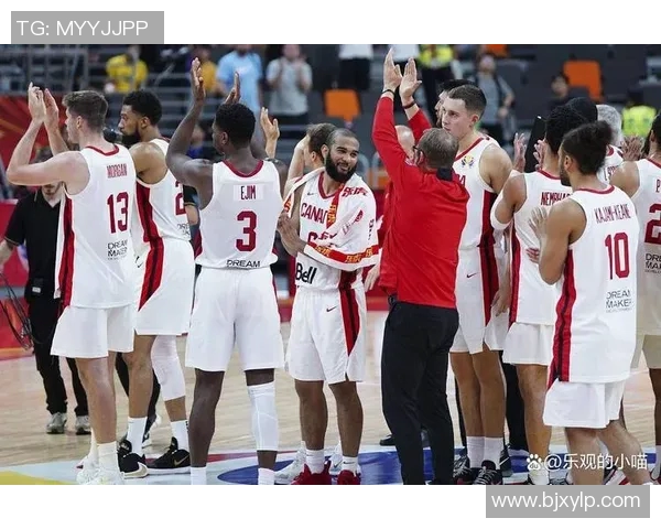 掘金与快船激战正酣大比分对决引发球迷热议 掘金与快船激战正酣大比分对决引发球迷热议