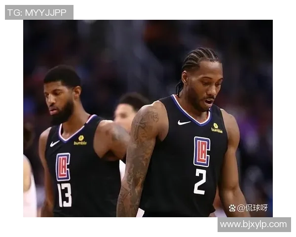 快船与太阳对决保罗乔治的精彩表现引发球迷热议 快船与太阳对决保罗乔治的精彩表现引发球迷热议