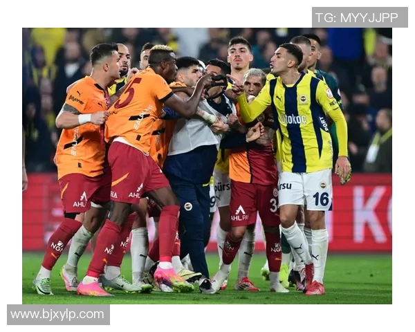 加拉塔与沙尔克激战在即谁能在欧战中笑到最后