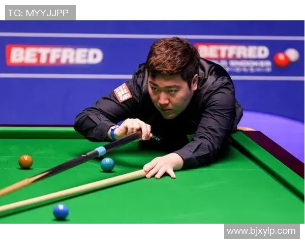 颜丙涛与亨德利希金斯对决精彩回顾及比赛分析